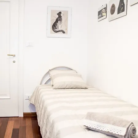 Giovanna's Apartment *
